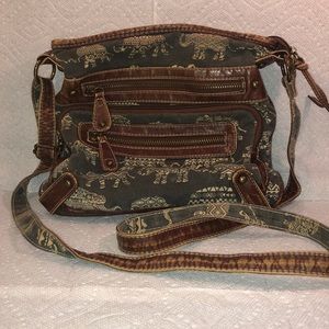 Crossbody purse